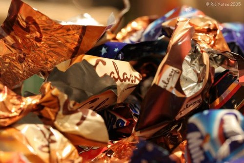 Staff member using confidential reporting channel during house-clearance Cranford operation